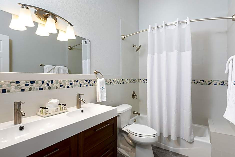 Dolphin Point Villas