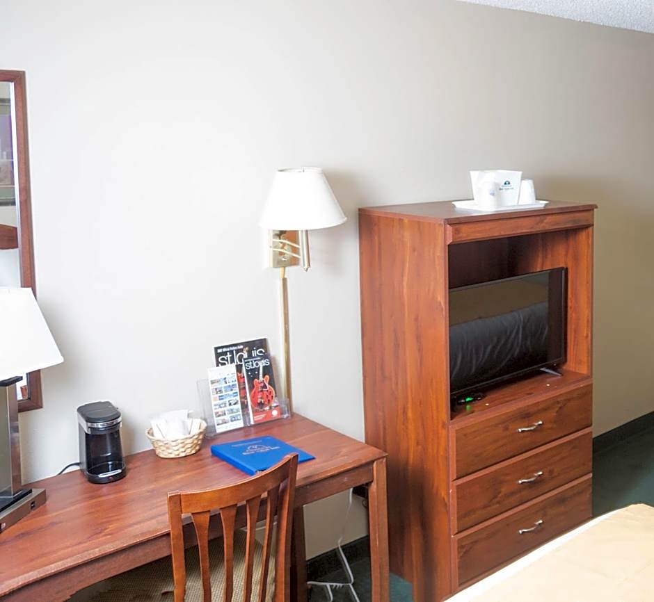 Americas Best Value Inn St. Louis South