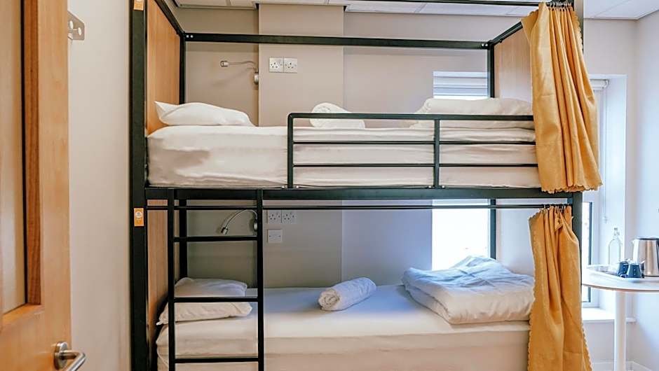 Garden Lane Backpackers