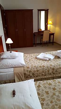 Standard Double Suite