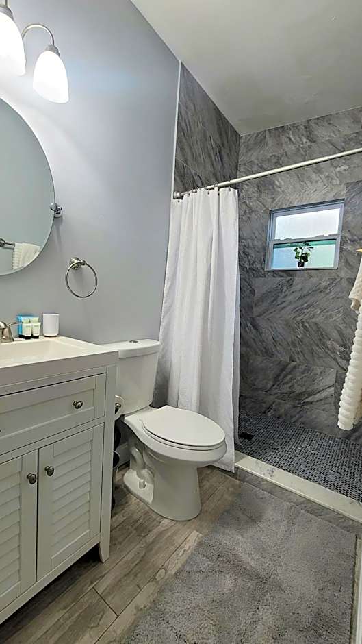 BEACHWAY INN