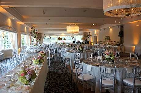 Historic Summit Inn