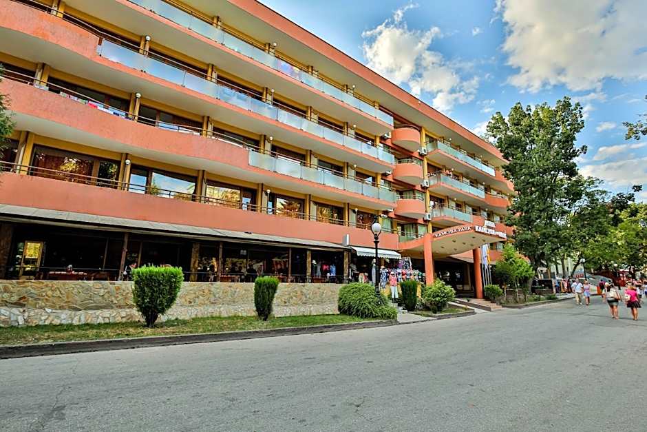 Kamchia Park Hotel - All Inclusive with Free Parking