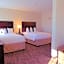 Cobblestone Inn & Suites - Holstein