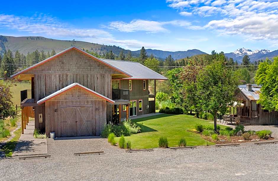 Mt Gardner Inn