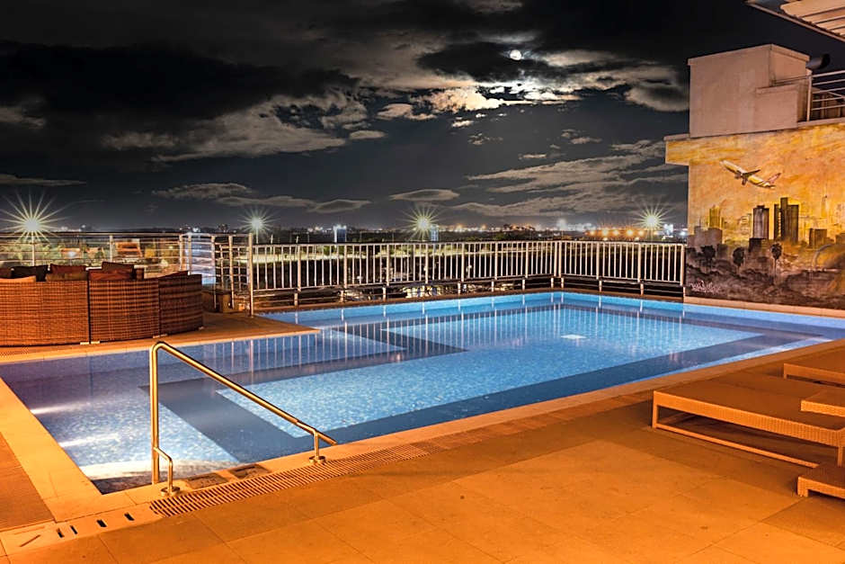 Crowne Plaza Nairobi Airport by IHG