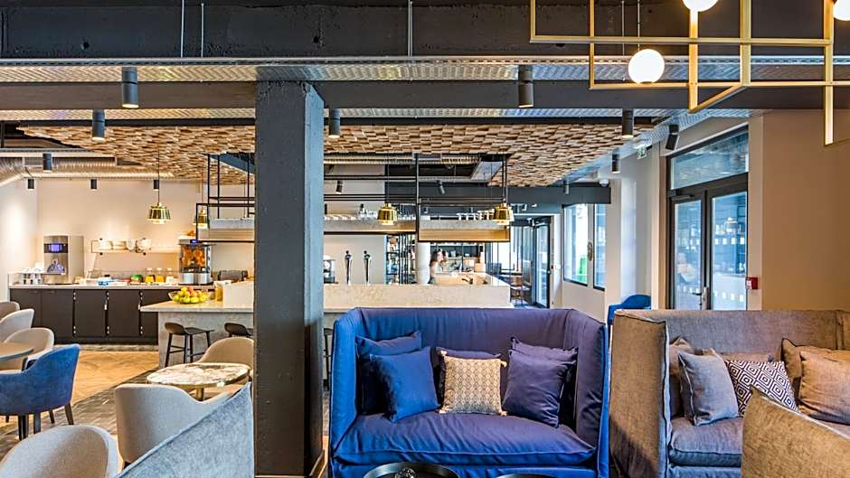 ibis Styles Laval Centre Gare