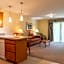 White River Inn & Suites