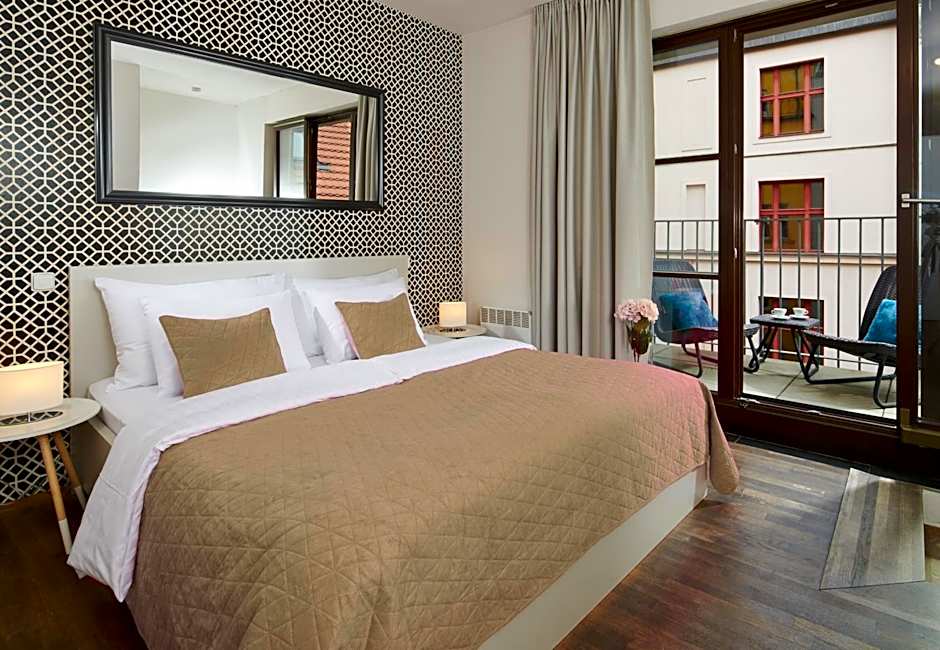 4 Arts Apartments by Adrez