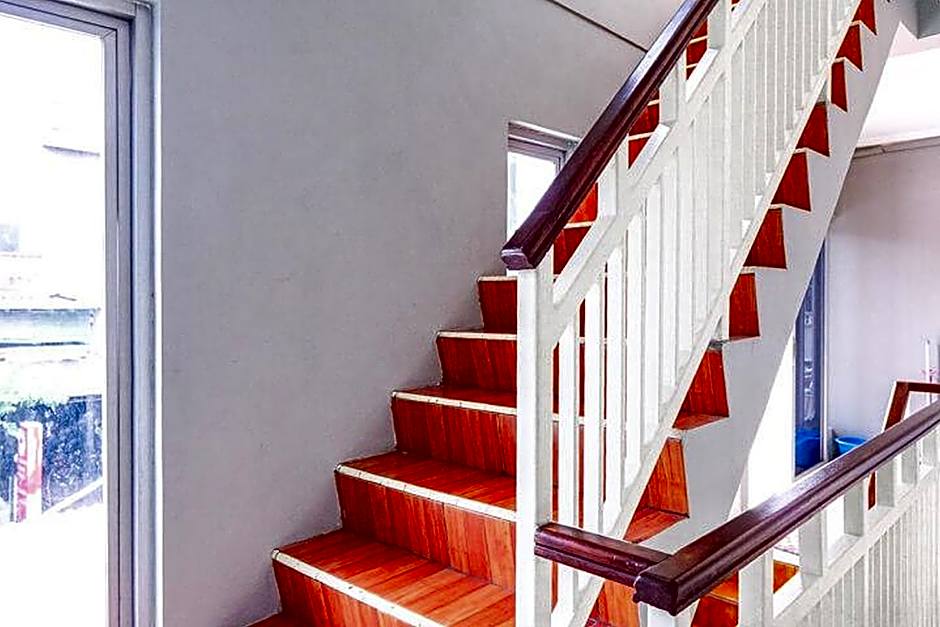 RedDoorz @ Citraland Surabaya