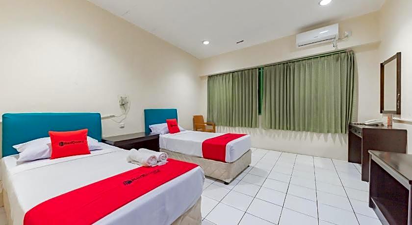 RedDoorz @ Jalan R.E. Martadinata Sukabumi