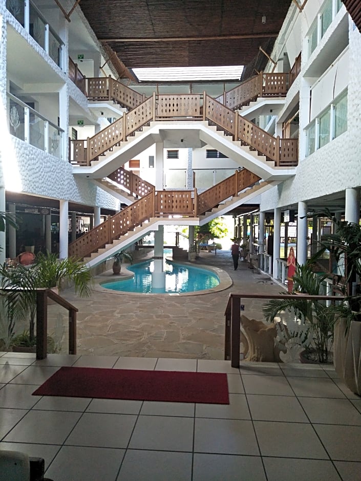 Travellers Beach Hotel & Club