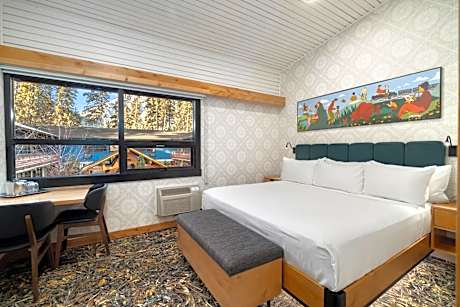 Superior Hotel Room, King