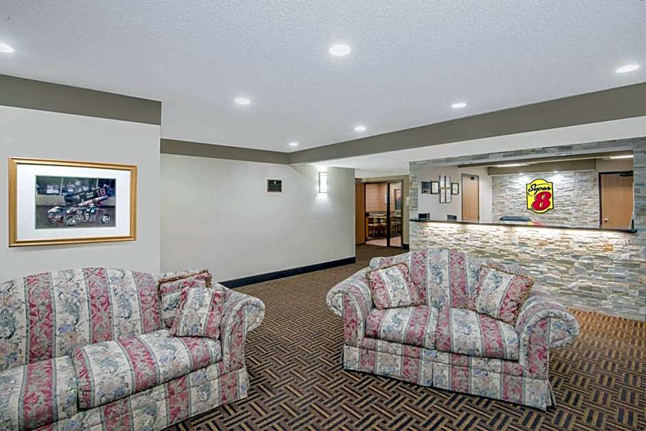 Super 8 by Wyndham Knoxville