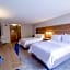Holiday Inn Express & Suites - Lincoln East - White Mountains by IHG