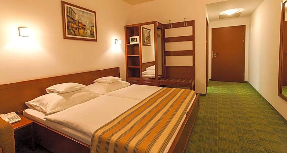 Best Western Airport Hotel Stella