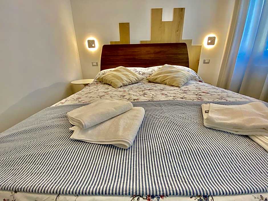 Suite House 4343 apartments
