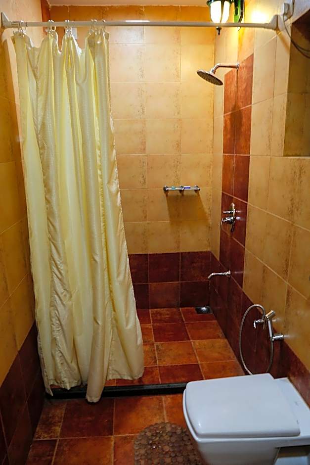 The Colonial Manek Manor by SAH