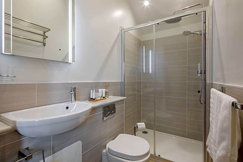 King Deluxe Ensuite with Courtyard View - Venn