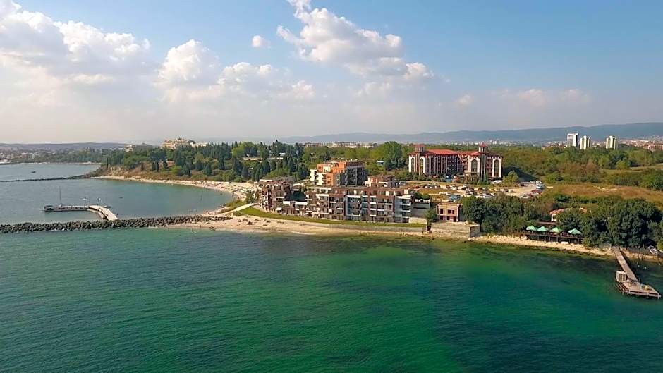 Akrotiria Beach Apart Complex