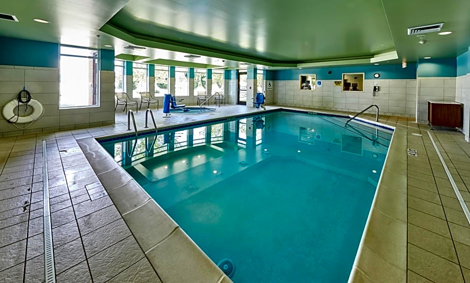 Holiday Inn Express Hotel & Suites Medford-Central Point