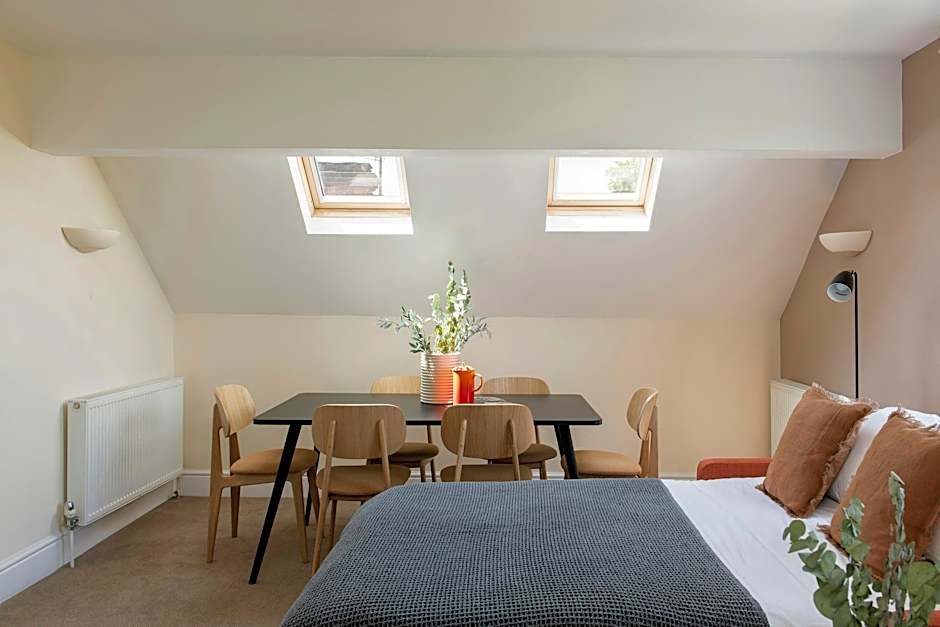 SACO Reading – Castle Crescent