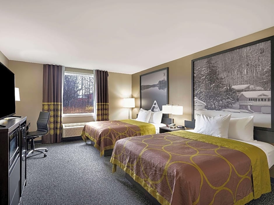 Super 8 by Wyndham Moosonee