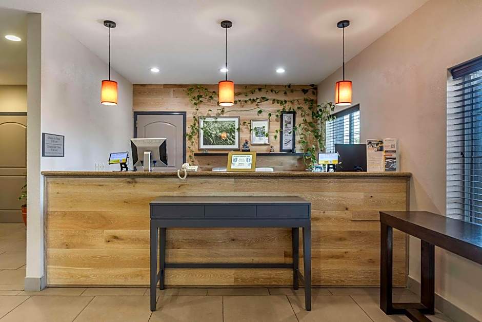 Country Inn & Suites by Radisson, St. Peters, MO