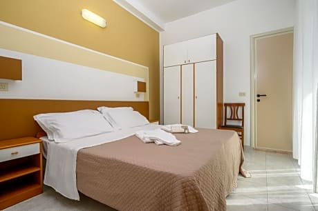 Economy Double or Twin Room