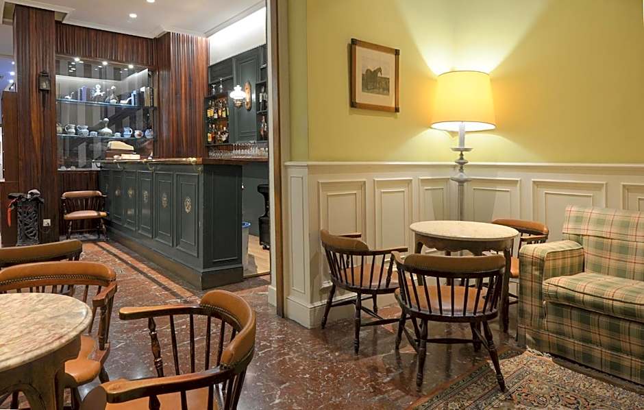 Hotel Alcazar Irun - Centro Ciudad