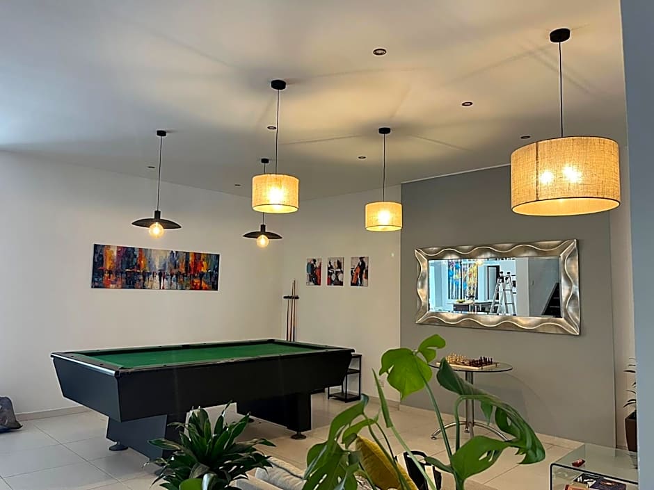 8villa