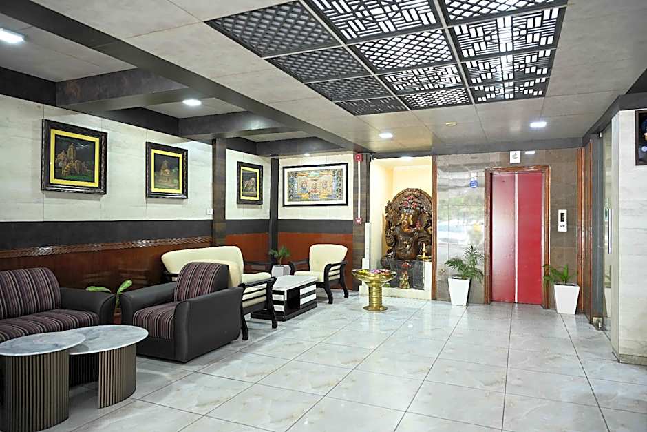 Hotel Arya Palace