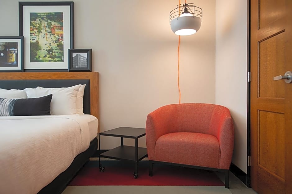 Hotel Indigo - Madison Downtown, an IHG Hotel