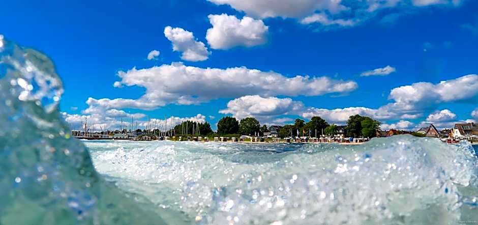 ACQUA Strande Yachthotel & Restaurant