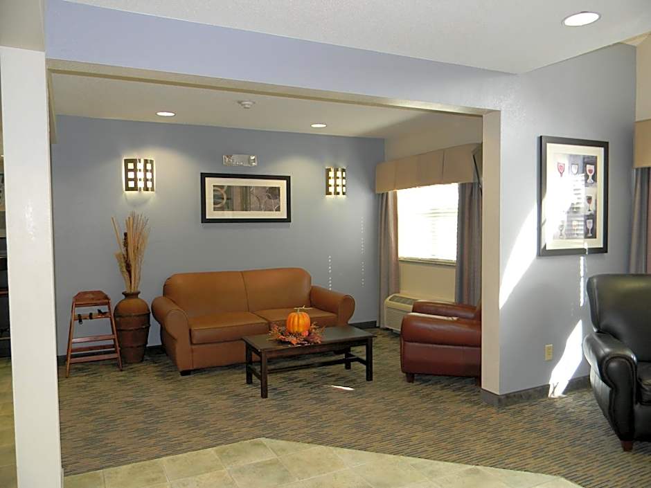 Microtel Inn & Suites By Wyndham Bath