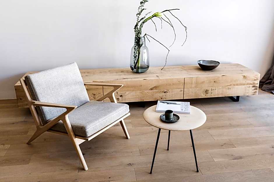 zelloon boutique hotel