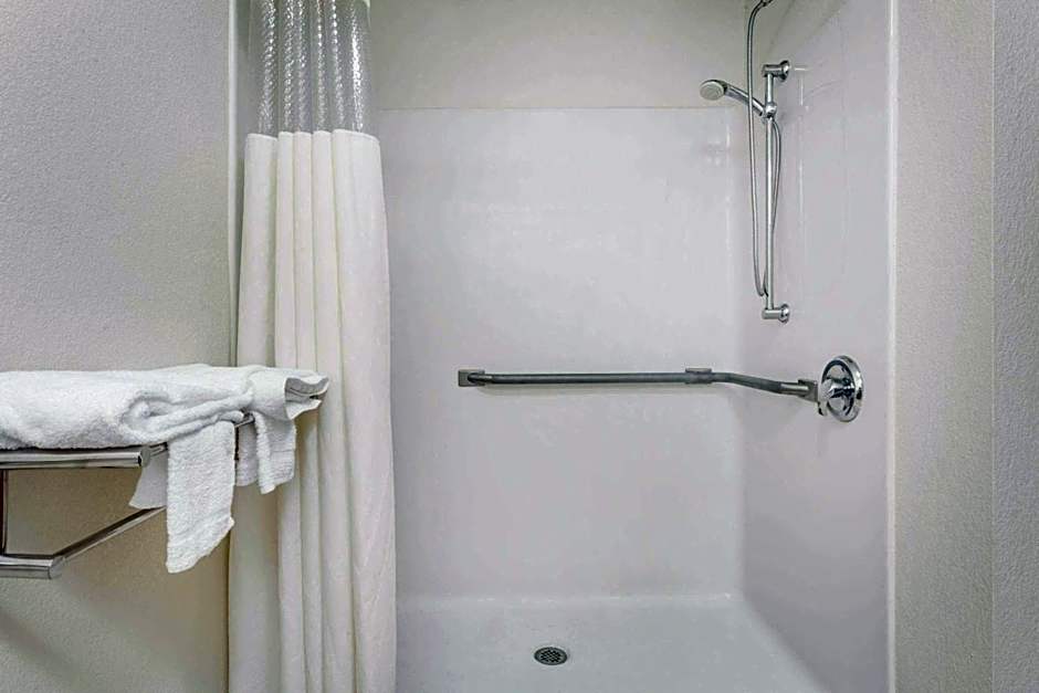 Baymont by Wyndham Columbia Fort Jackson
