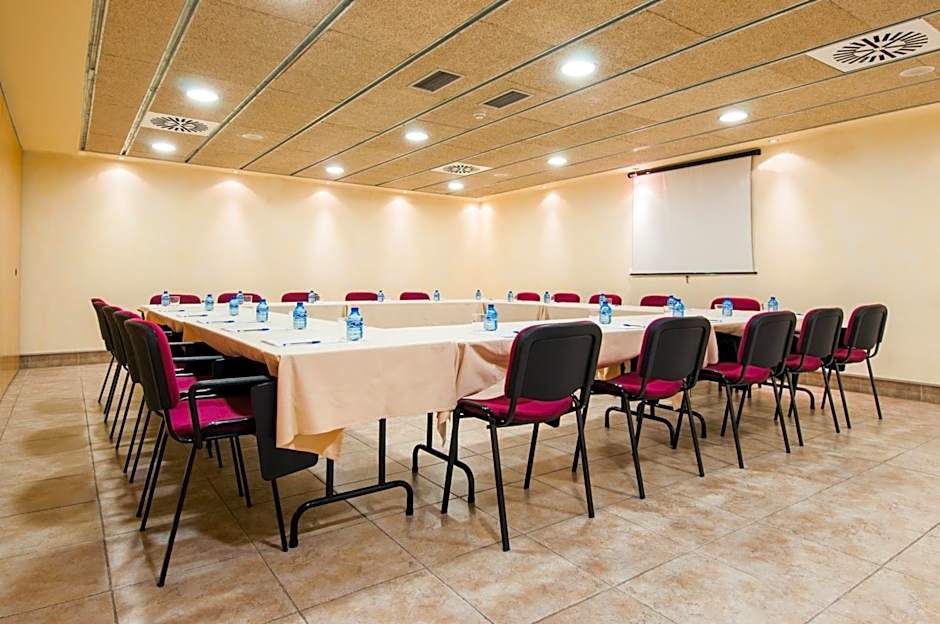 ibis Styles Pamplona Noain