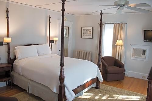 Camden Windward House