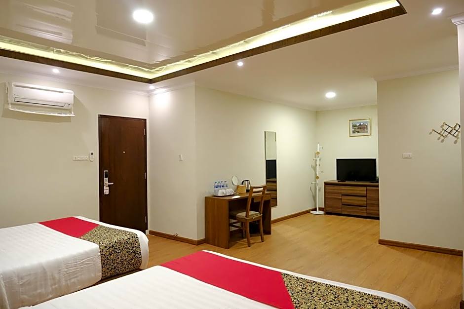 Joyful Hotel
