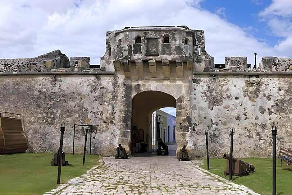 Hacienda Campeche By IHG