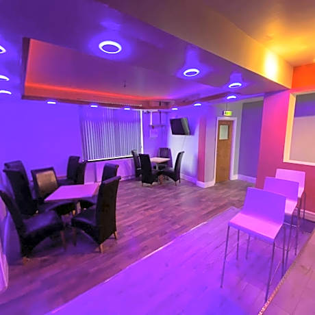 Glorious catering & Restaurant BnB