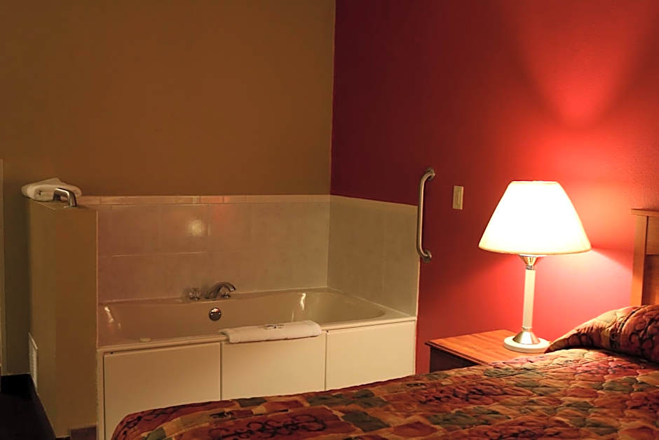 Hometown Inn & Suites