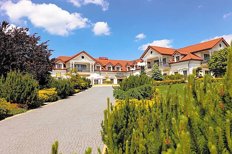 Hotel Restauracja VILLA BOLESTRASZYCE- PRZEMYŚL
