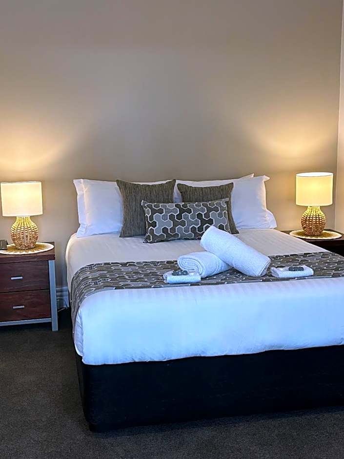 Silver Haven Motor Inn