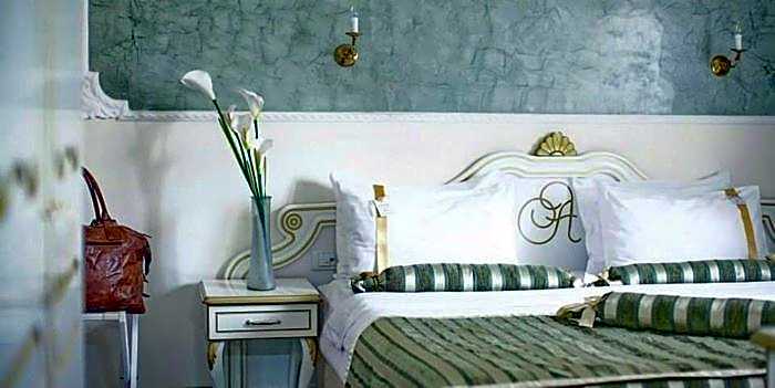 Queen's Astoria Design Hotel