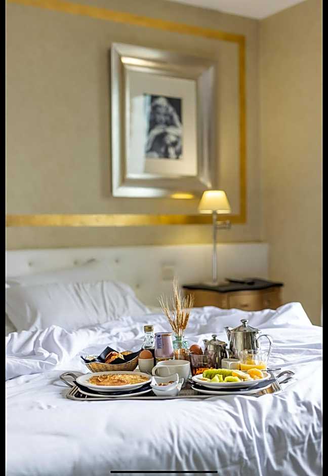 Hotel Renoir
