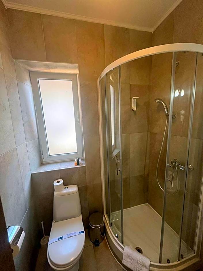 Apartments & rooms - TIANIS - Self check-in