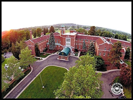 The Bertram Inn At Glenmoor