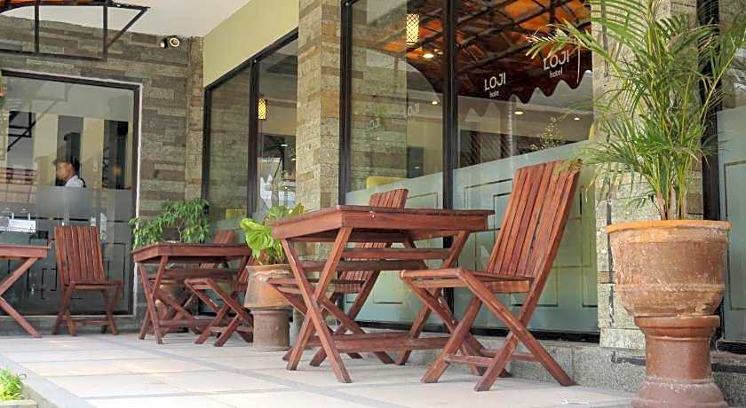 Loji Hotel